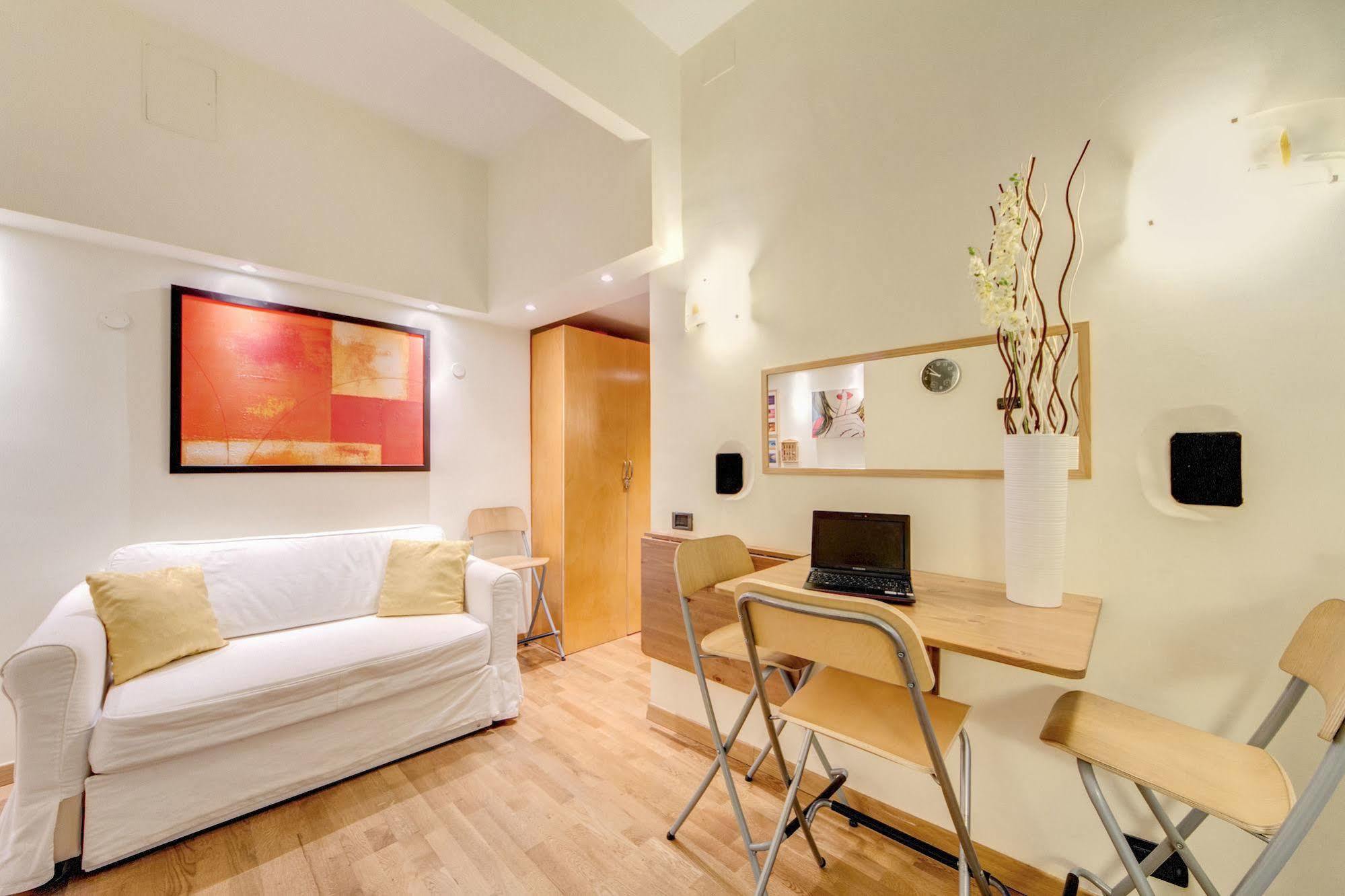 Hotel Easy In 2*